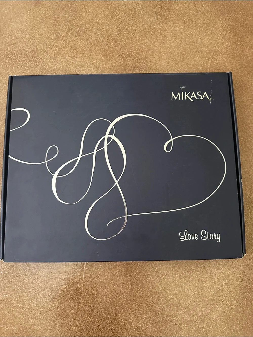 Mikasa Silver Photo Frame with Decorative Ribbon Motifs